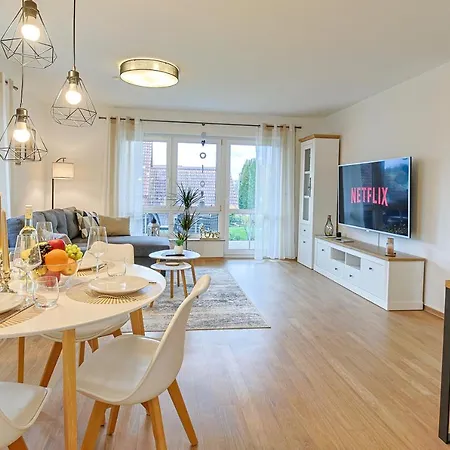 Inhome: Garten - Terrasse - Parkplatz - Netflix Kirchberg an der Jagst Exterior foto