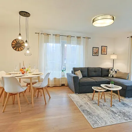 Inhome: Garten - Terrasse - Parkplatz - Netflix Kirchberg an der Jagst Exterior foto