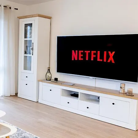 Inhome: Garten - Terrasse - Parkplatz - Netflix Kirchberg an der Jagst Exterior foto