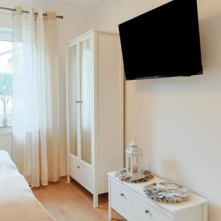 Inhome: Garten - Terrasse - Parkplatz - Netflix Kirchberg an der Jagst Exterior foto